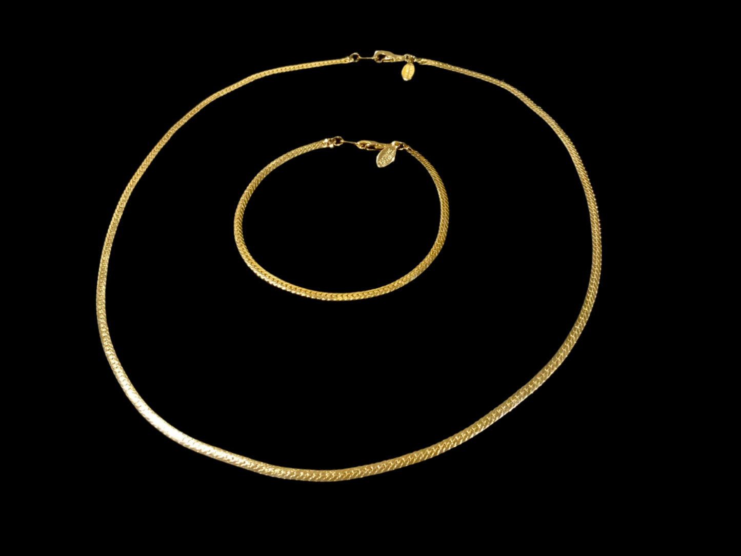 American Showcase Gold Tone Chain Necklace & Bracelet Set