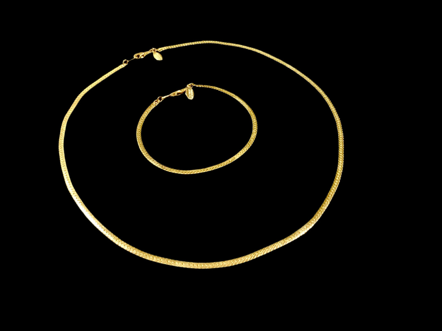 American Showcase Gold Tone Chain Necklace & Bracelet Set