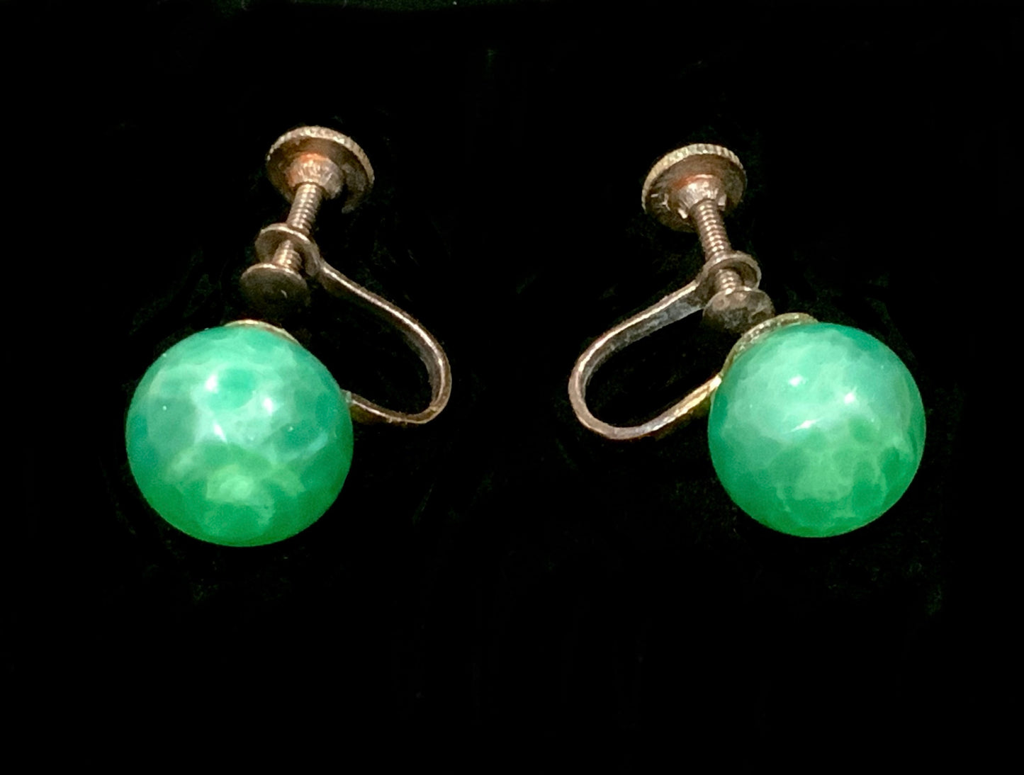 Art Deco Green Peking Glass UG Ball Silver Screw Back Earrings