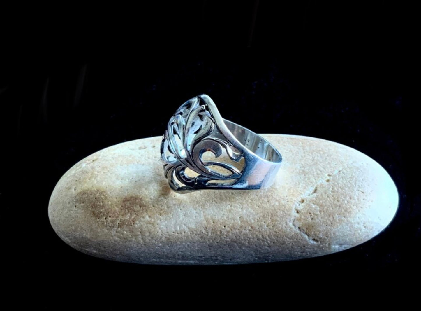 Sterling Silver 925 Dome Ring Size US 8 AU P1/2