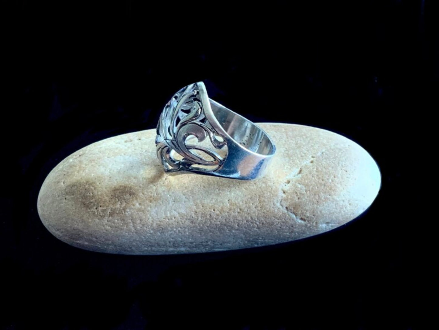 Sterling Silver 925 Dome Ring Size US 8 AU P1/2