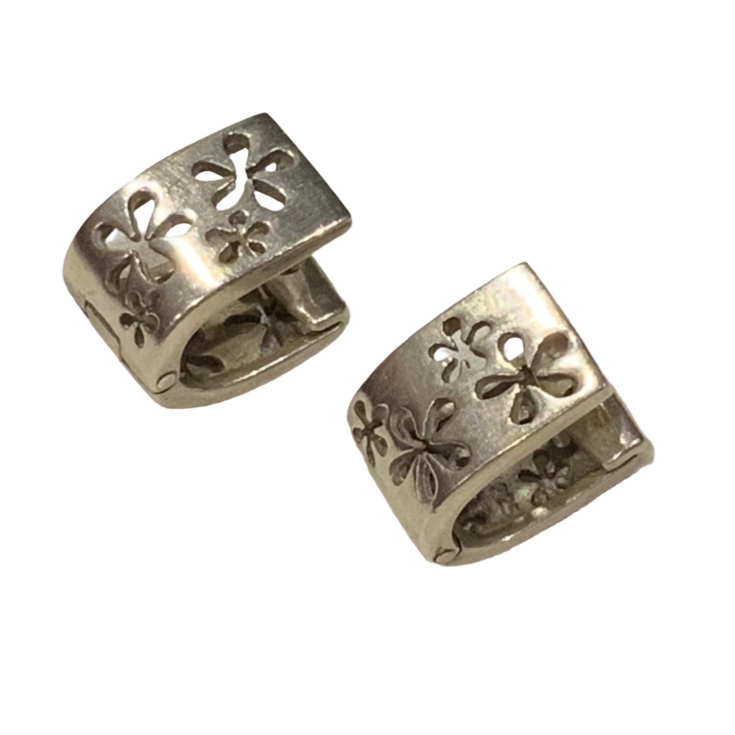 925 Sterling Silver Modernist Daisy Huggie Earrings