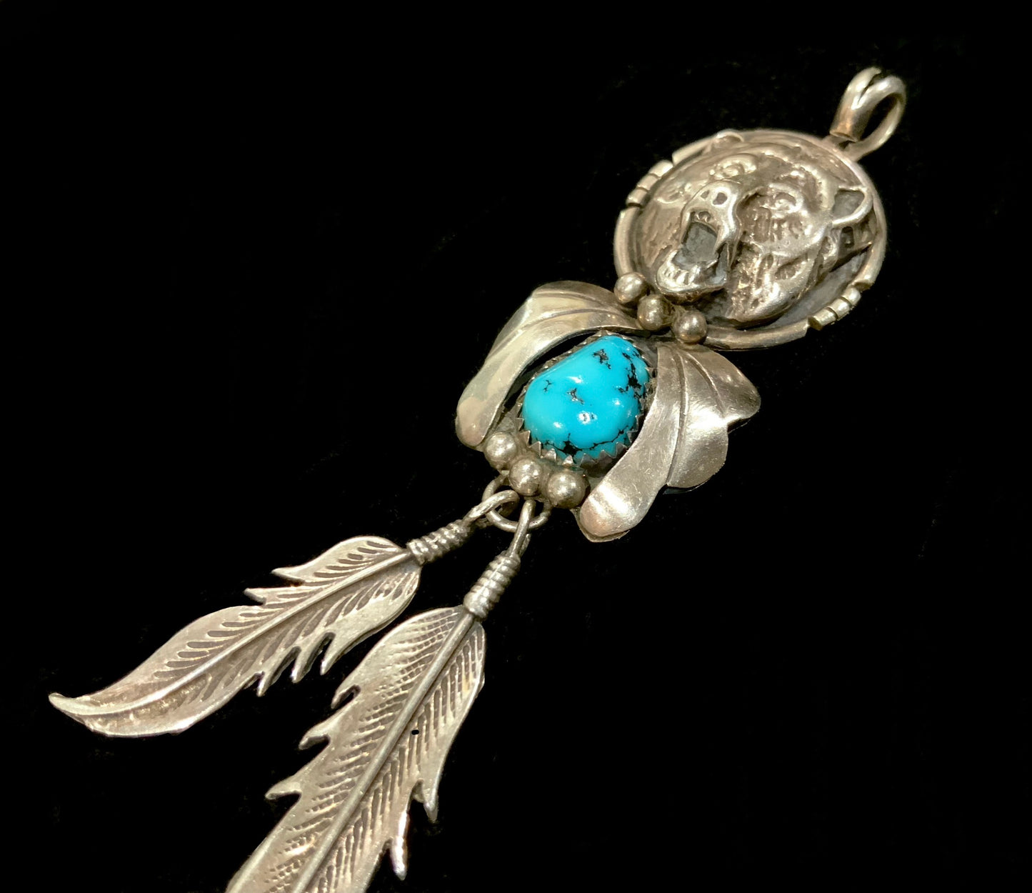 Navajo 925 Sterling Silver Turquoise Bear & Feather Pendant Necklace 9cm Signed