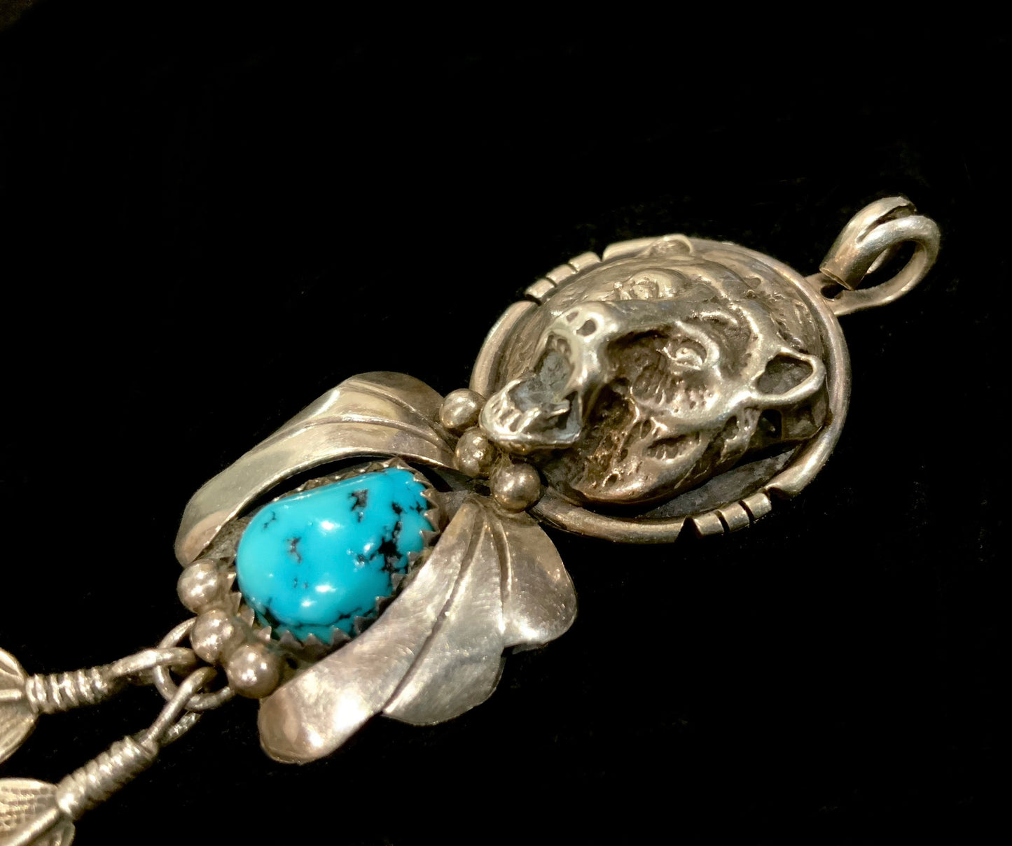 Navajo 925 Sterling Silver Turquoise Bear & Feather Pendant Necklace 9cm Signed