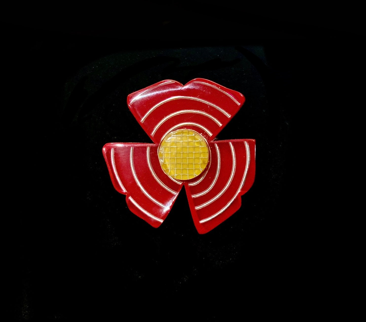 Big Red Resin Mod Flower Ring Adjustable