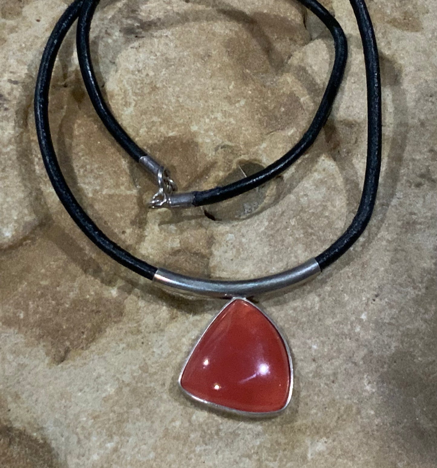 Carnelian 925 Sterling Silver Modernist Pendant Leather Necklace 43cm