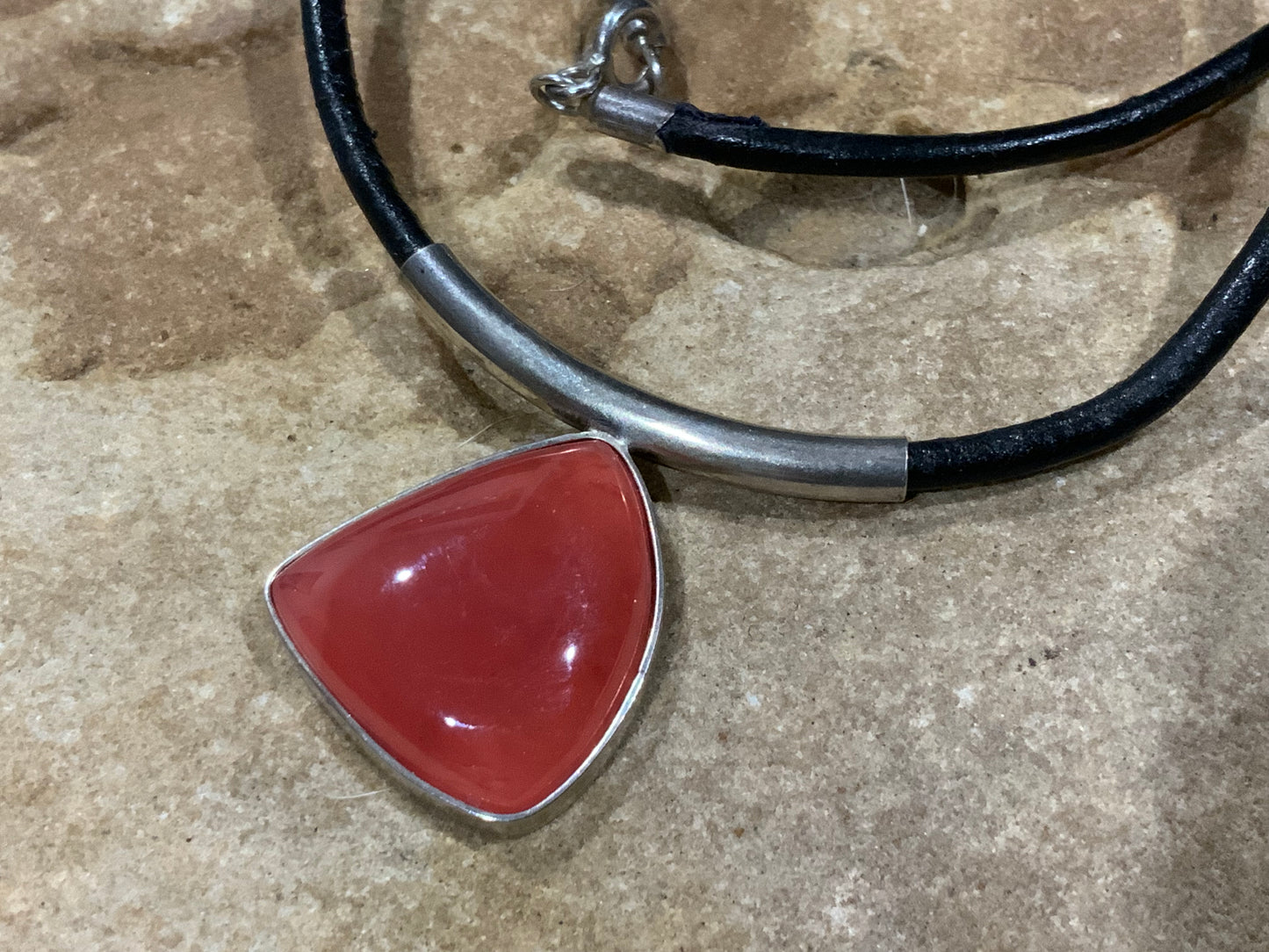 Carnelian 925 Sterling Silver Modernist Pendant Leather Necklace 43cm