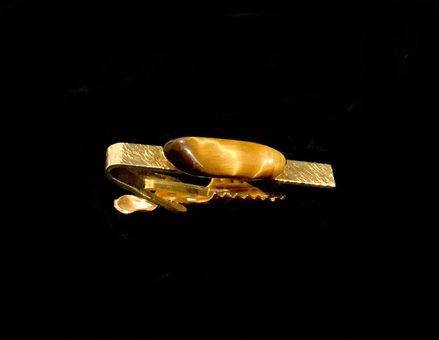 Gold Tone & Tigers Eye Tie Clip 70s Retro