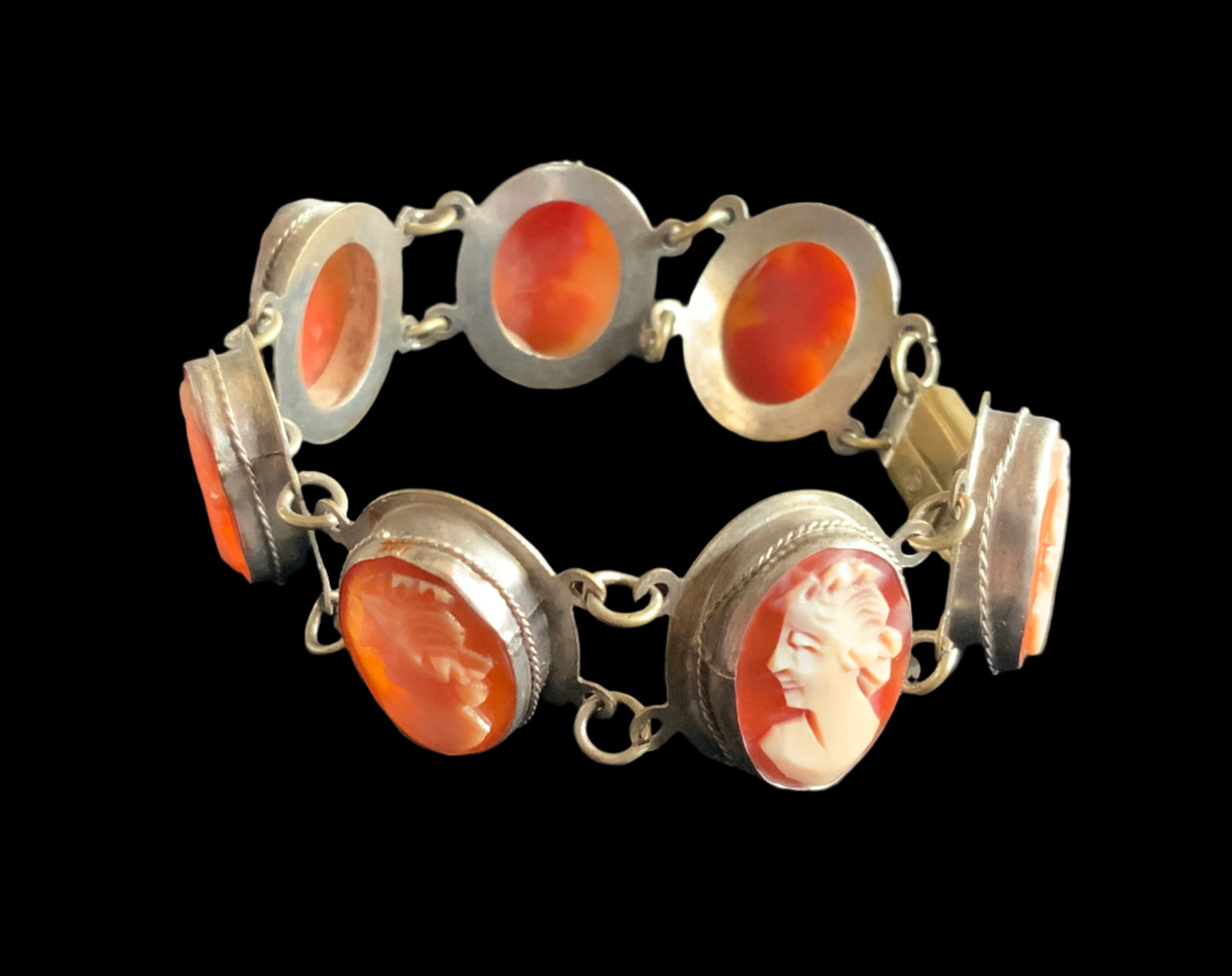 Vintage Silver Shell Cameo Bracelet Left Facing Signed GM 16.5cm