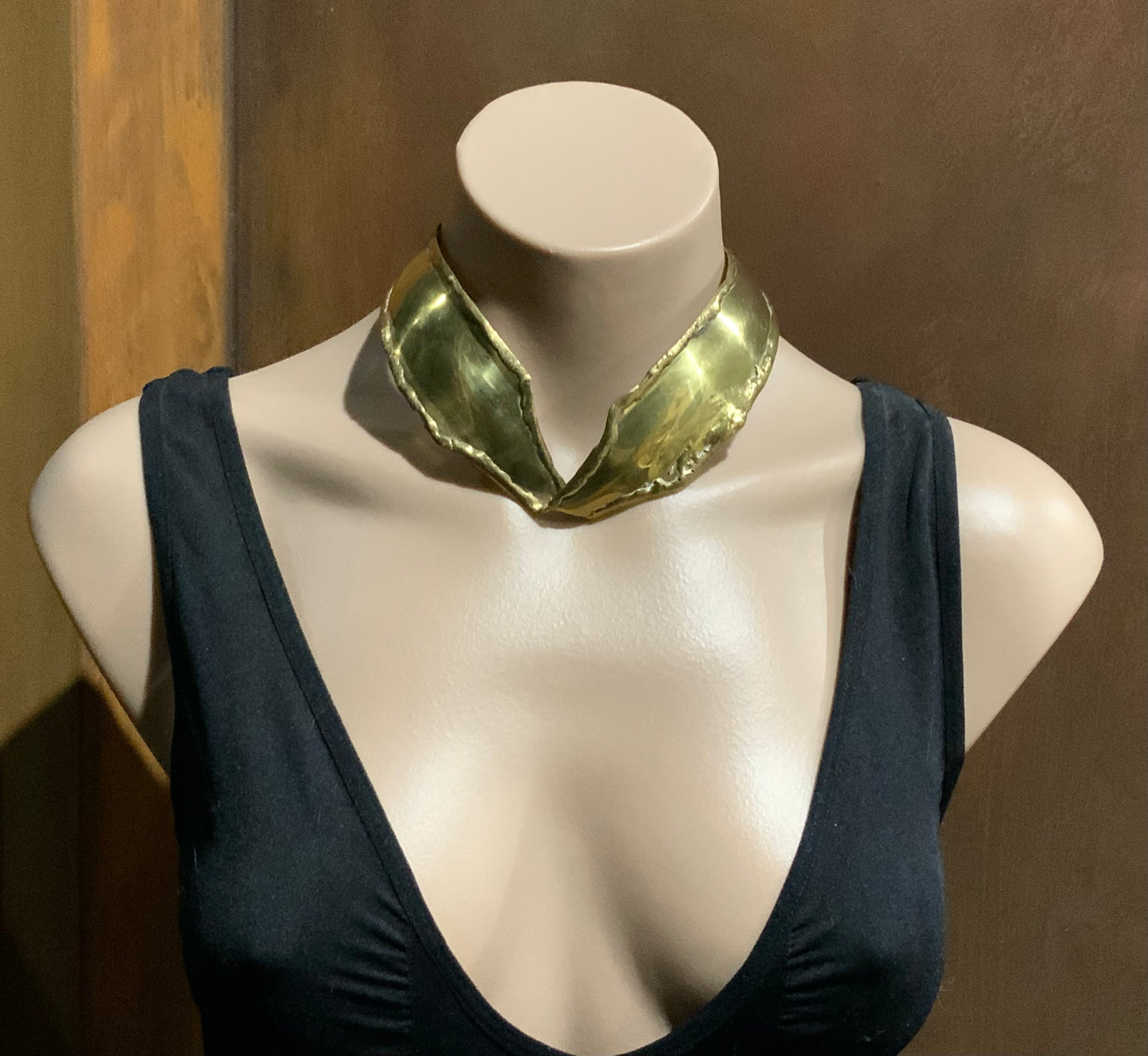 Brutalist Gold Brass Cuff Necklace c 1970s