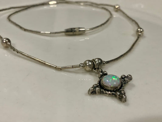 Southwestern 5 STAR 925 Sterling Silver Opal Necklace 42cm