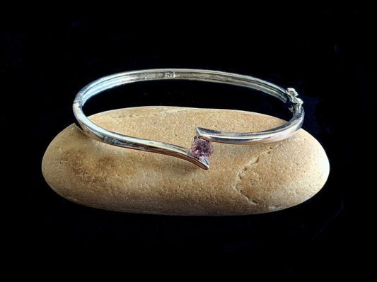 925 Sterling Silver & Pink Quartz Bypass Bracelet Bangle