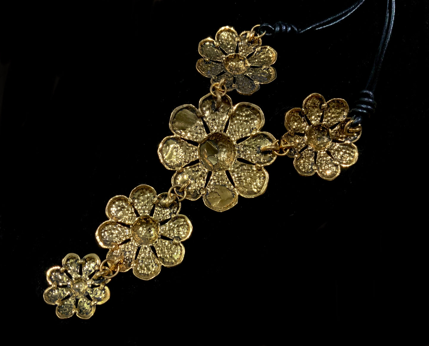 Fabulous Mod Gold Tone Flower Power Statement Necklace