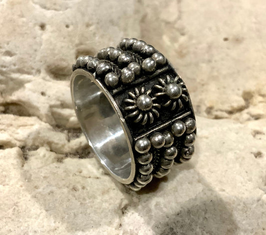 Sterling Silver Native American Sun & Raindrops Tribal Band Ring Size 9.25