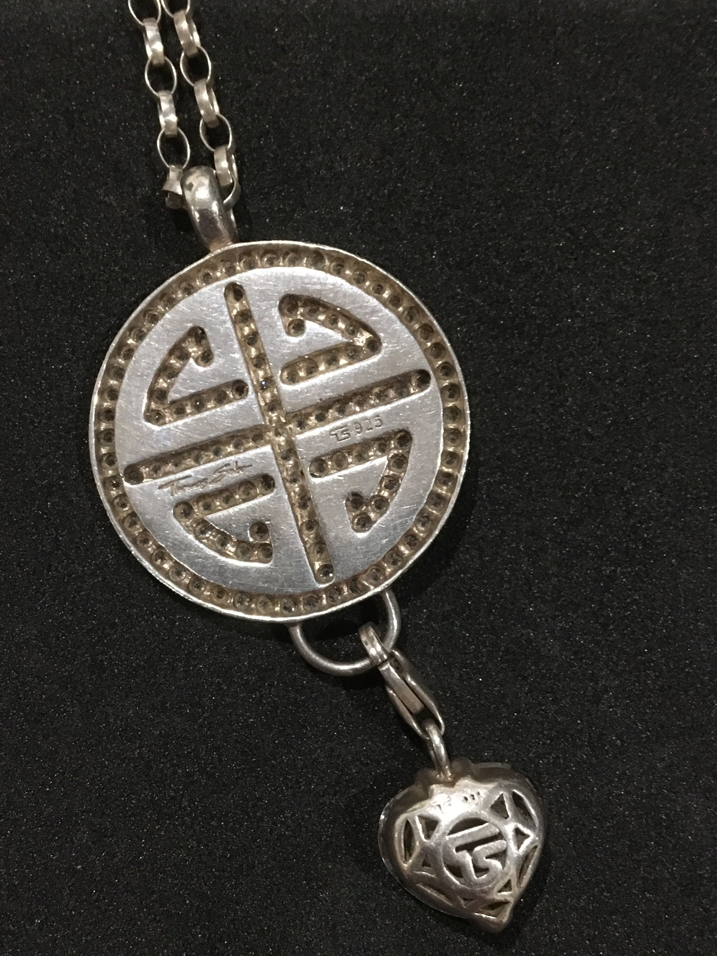 Thomas Sabo Rebel At Heart Sterling Silver 925 Necklace Chinese Blessings Carrier & Heart Charm